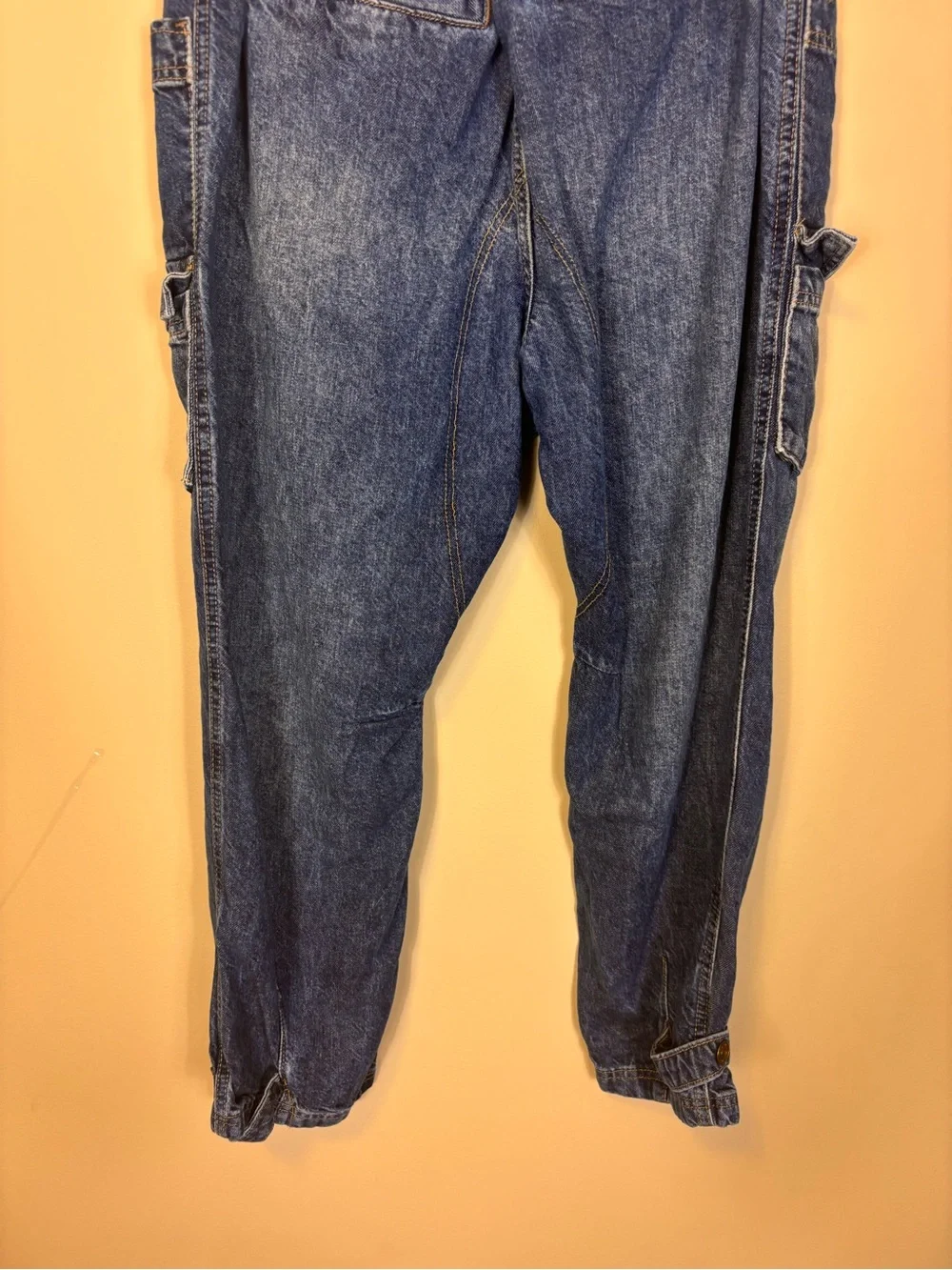 Free People Straight-Leg Cargo Jeans in Faded Blue with Straps Women’s Medium